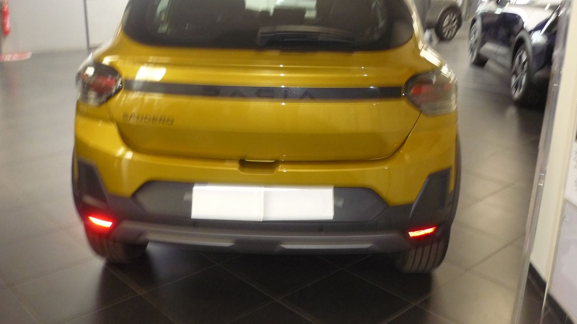mini-SANDERO STEPWAY