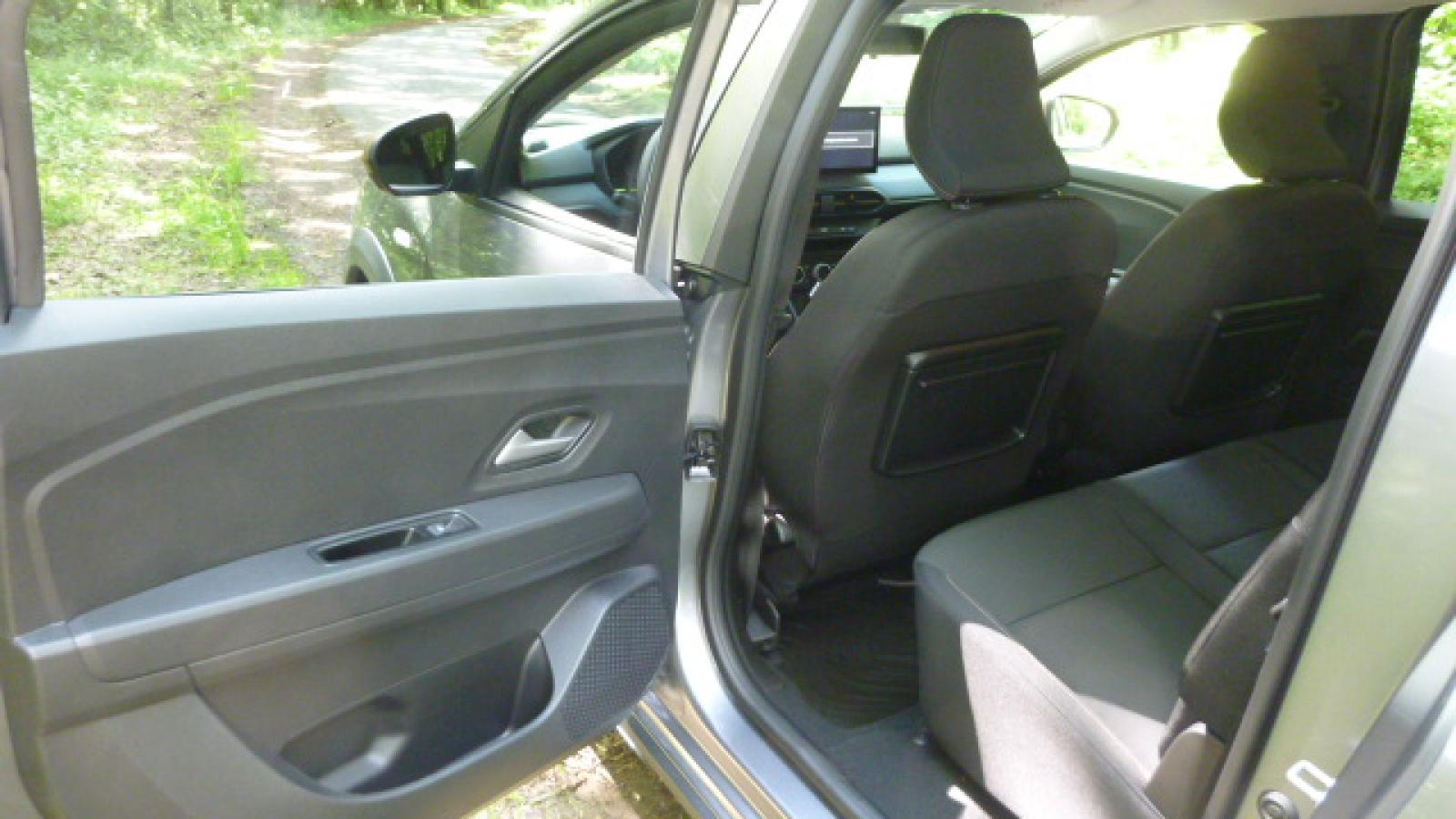 Vue 5 de Dacia JOGGER ECO-G 120 (essence/GPL) EXTREME GRIS SCHISTE