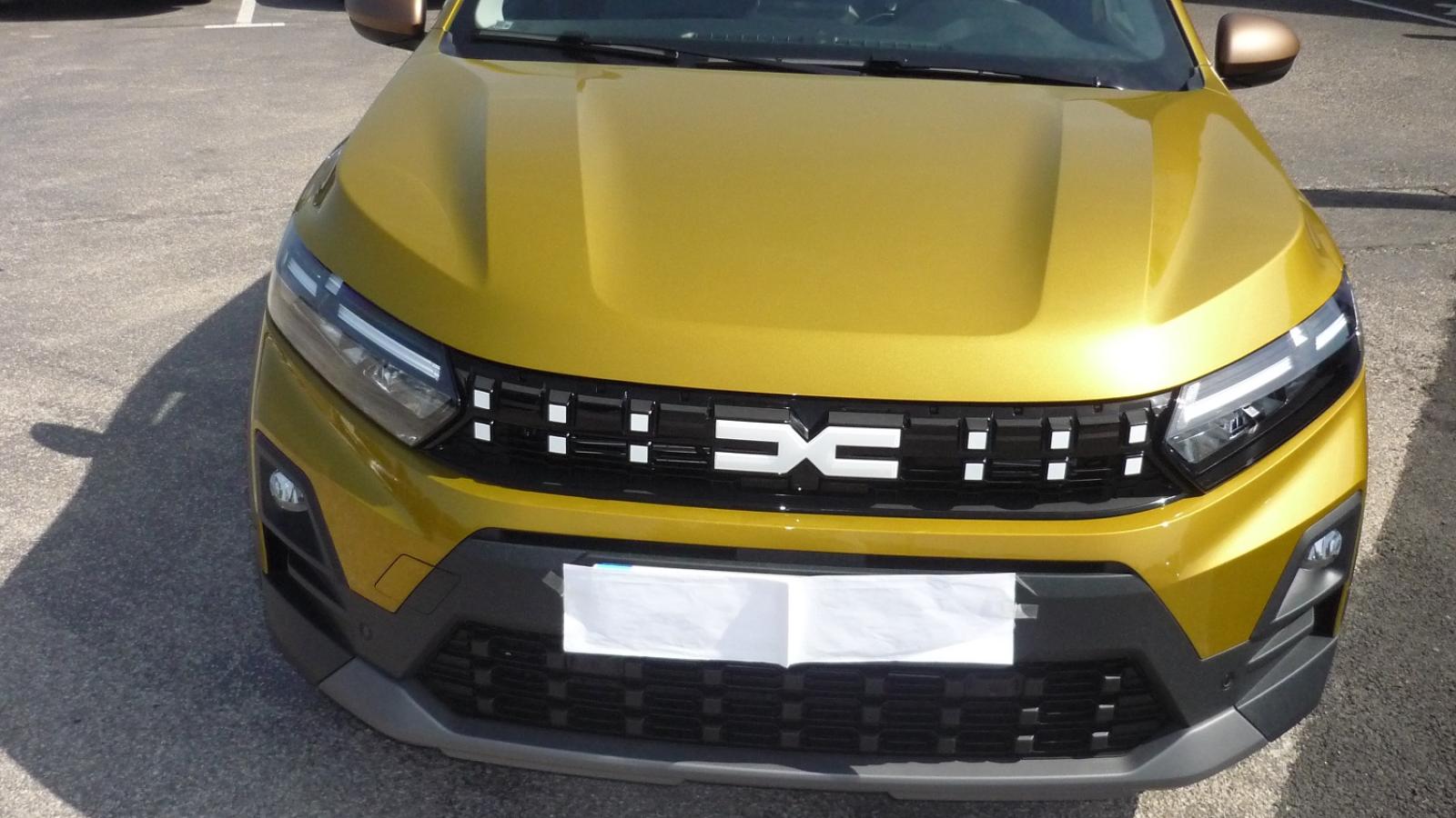 Dacia NOUVELLE SANDERO STEPWAY ECO-G-120-AUTO-25 Harmonie Spécifique EXTREME(HARM11) JAUNE AMBRE