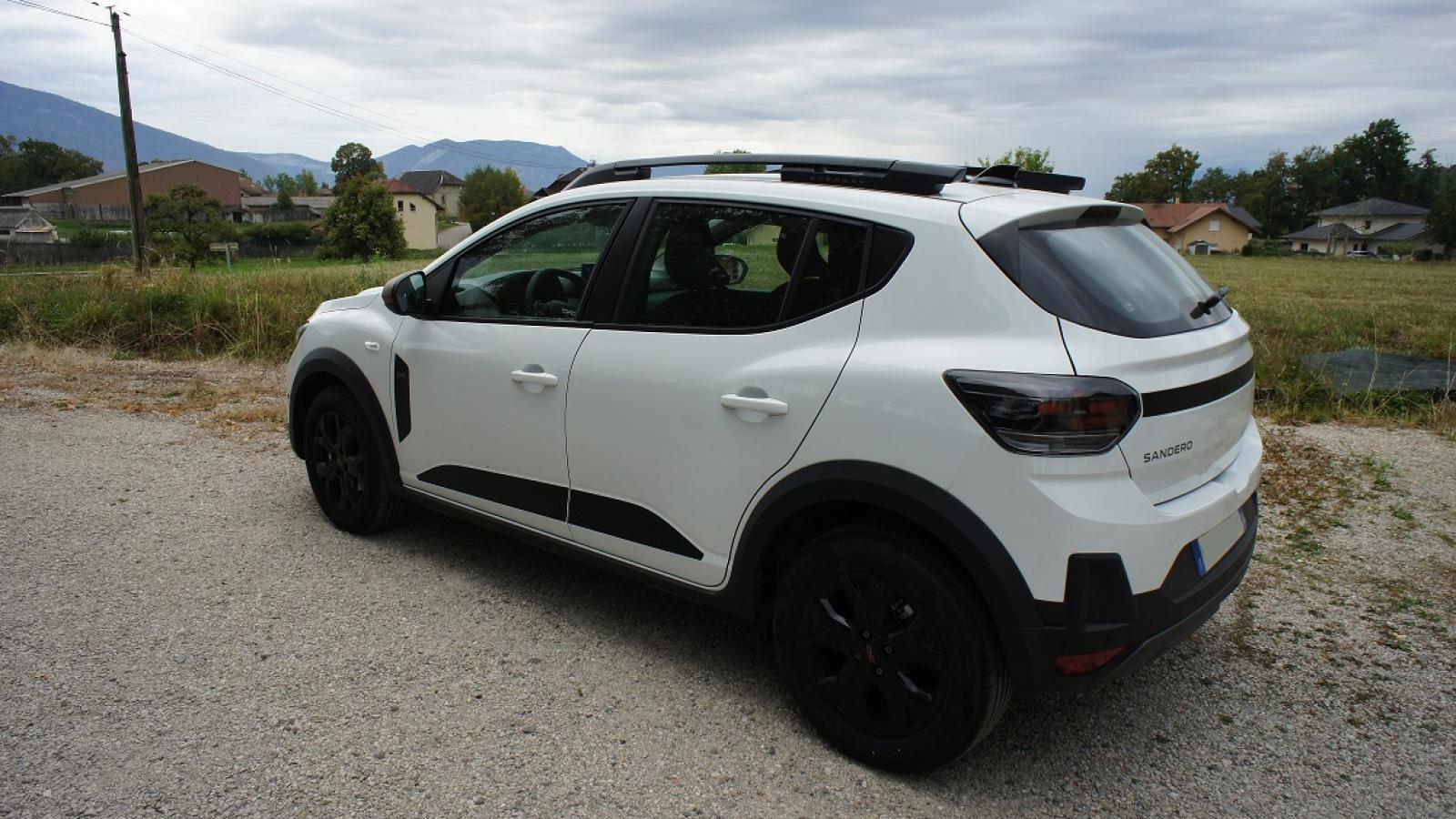 Vue 2 de Dacia Sandero Stepway Eco-G120 EXTREME Blanc Glacier