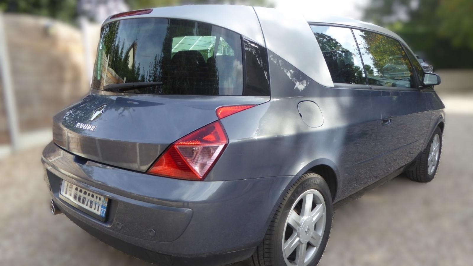 Vue 3 de Renault AVANTIME V6 3.0 24V PRIVILEGE GRIS ACIER
