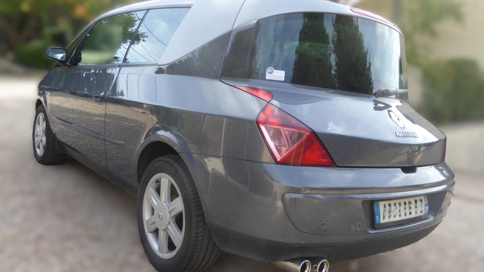 Vue 4 de Renault AVANTIME V6 3.0 24V PRIVILEGE GRIS ACIER