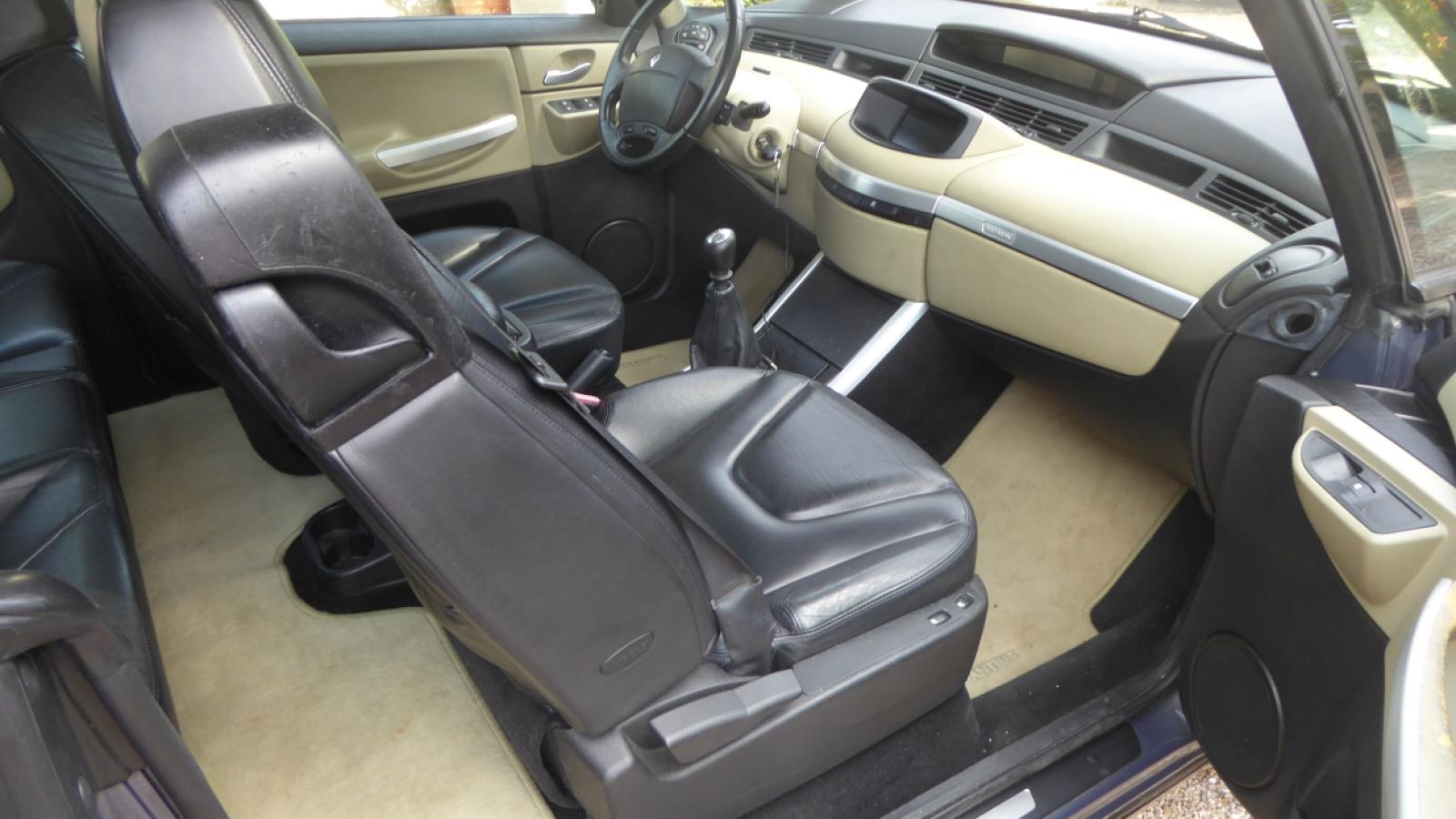 Vue 8 de Renault AVANTIME V6 3.0 24V PRIVILEGE GRIS ACIER
