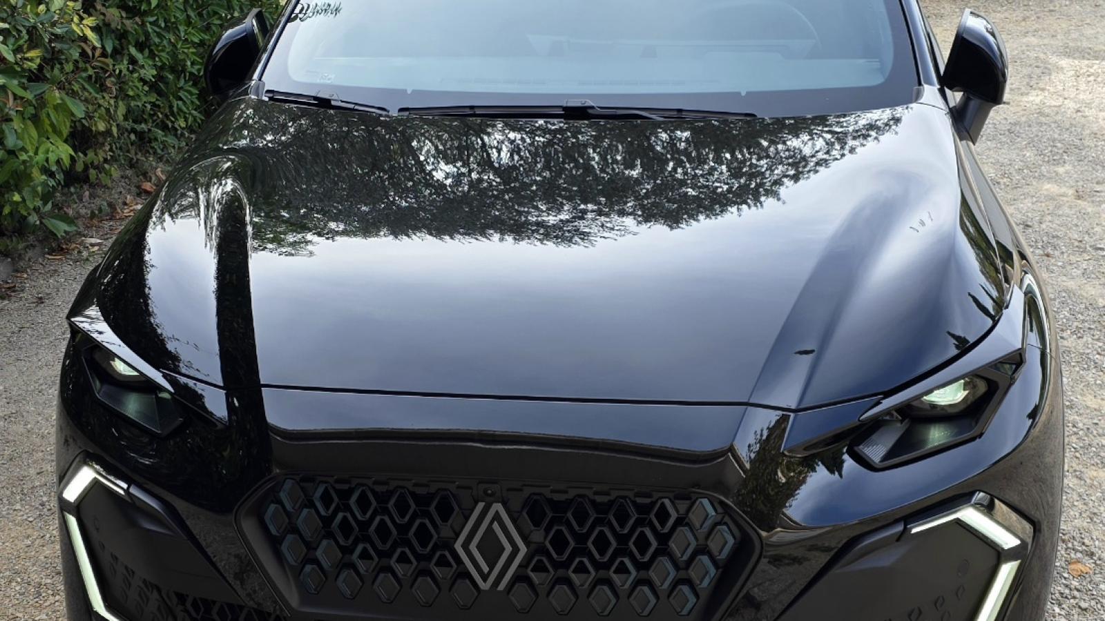Vue 3 de Renault CLIO VI E TECH FULL HYBRID 160 E tech Full hybrid 160 ESPRIT ALPINE NOIR ÉTOILÉ